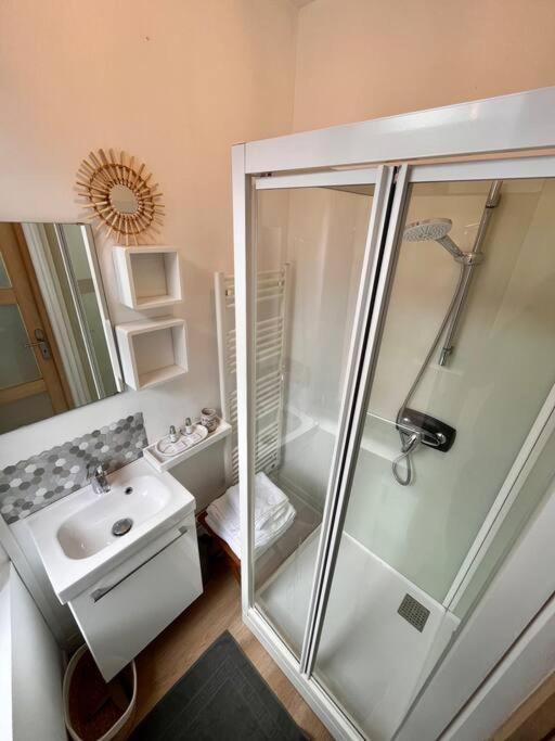 North Cosy House - Douai Centre Apartment ภายนอก รูปภาพ