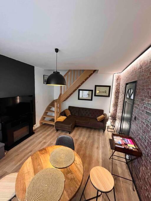 North Cosy House - Douai Centre Apartment ภายนอก รูปภาพ